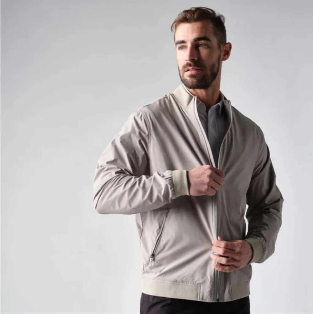 NWOT Brand New Men's Rhone Summer Bomber Jacket, Large